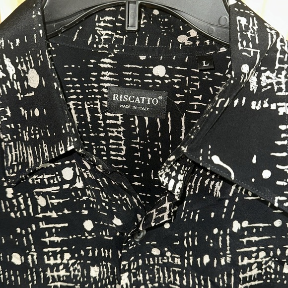Vintage RISCATTO Black and White Men's Short Sleeve Shirt. Made in Italy - Picture 2 of 5